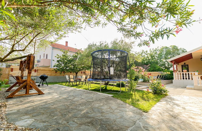 Holiday Retreat With Swimming Pool - Foto 30