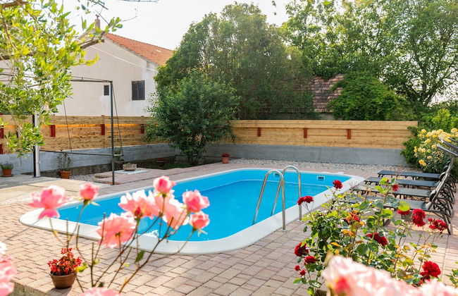 Holiday Retreat With Swimming Pool - Foto 26