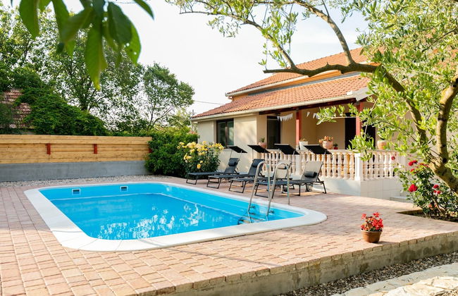 Holiday Retreat With Swimming Pool - Foto 19