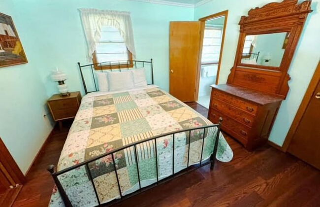 Cozy Creek Cottages - Photo 5