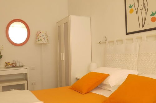 Photo 2 - Lucretia House Affittacamere