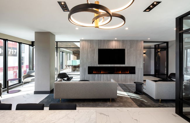 Global Luxury Suites at The Arches - Photo 3