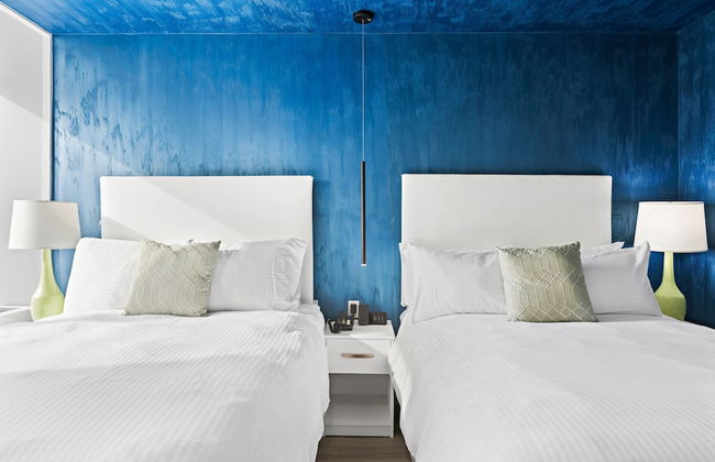 Global Luxury Suites at The Arches - Photo 13