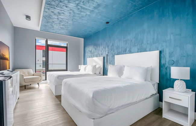 Global Luxury Suites at The Arches - Photo 43
