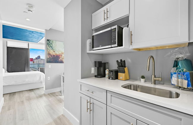 Global Luxury Suites at The Arches - Photo 60