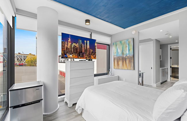 Global Luxury Suites at The Arches - Photo 21