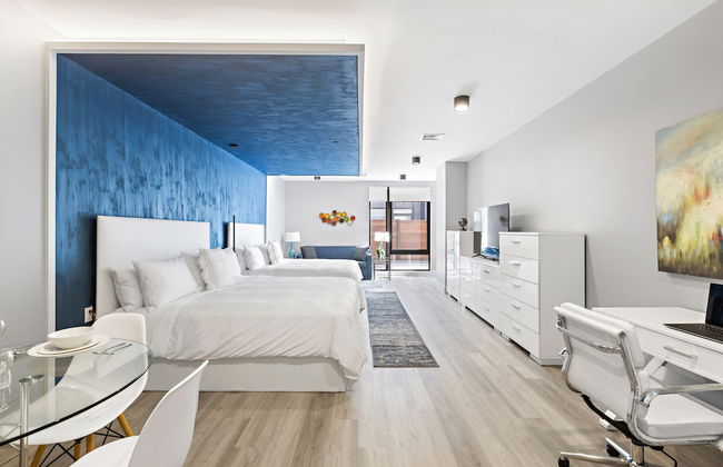 Global Luxury Suites at The Arches - Photo 4