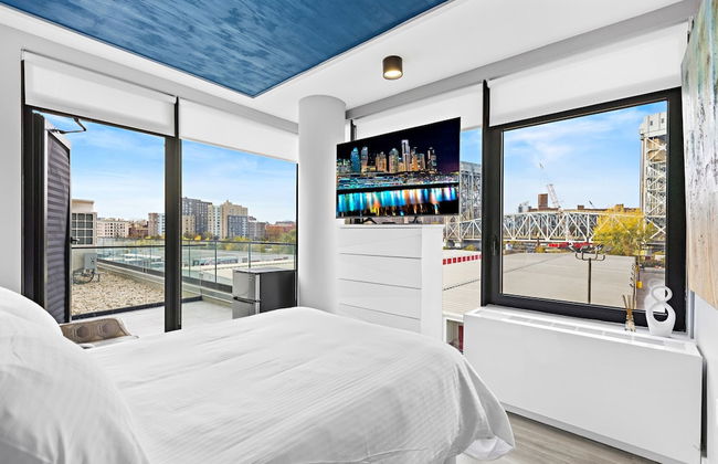 Global Luxury Suites at The Arches - Photo 23