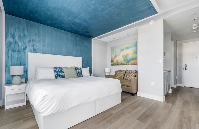 Global Luxury Suites at The Arches - Photo 39