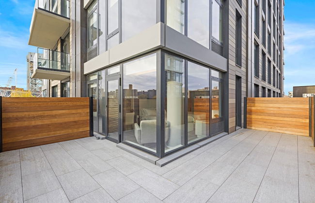 Global Luxury Suites at The Arches - Photo 19