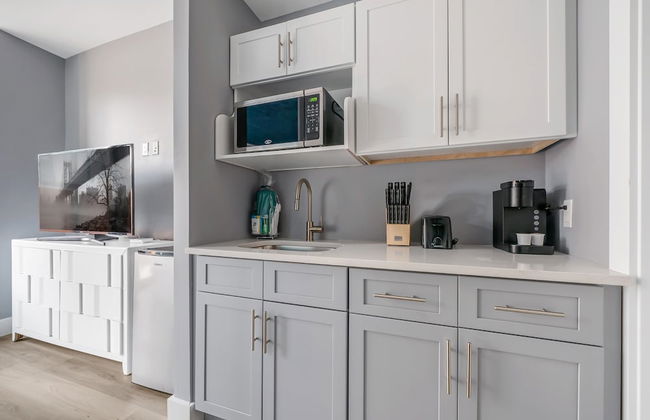 Global Luxury Suites at The Arches - Photo 62