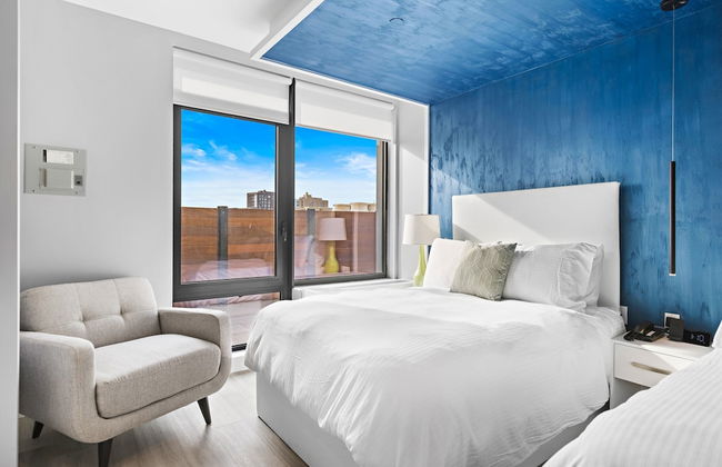 Global Luxury Suites at The Arches - Photo 11