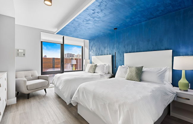 Global Luxury Suites at The Arches - Photo 14