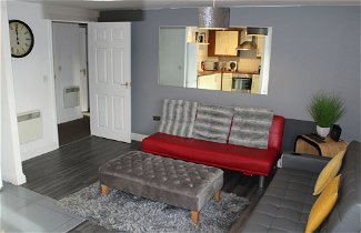 Photo 1 - Empire 2 Bedroom Serviced Apartment
