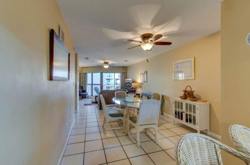 Photo 35 - Two Bedroom two and Half Bath Condo Walking Distance to The Hangout
