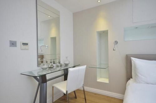 Photo 2 - Covent Garden Apartments