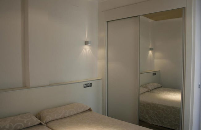 Apartamentos Senabre Palais - Foto 10