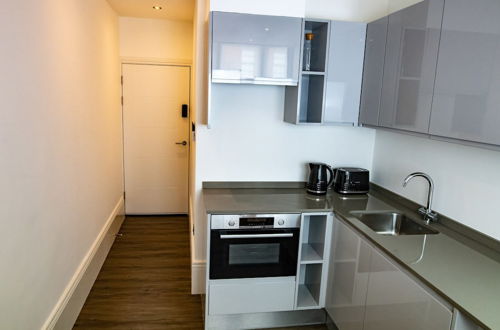 Photo 7 - Nitehouse Serviced Apartments