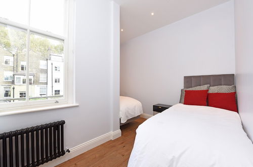 Foto 11 - Stylish & Spacious Deluxe Apartments near Victoria Station