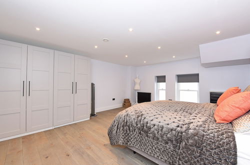 Foto 2 - Stylish & Spacious Deluxe Apartments near Victoria Station