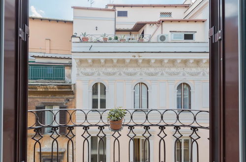 Photo 46 - RSH Trevi Fountain Luxury Apartment