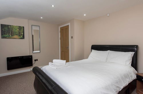 Photo 6 - Stunning Penthouse in NQ, City Centre ! Sleeps 8