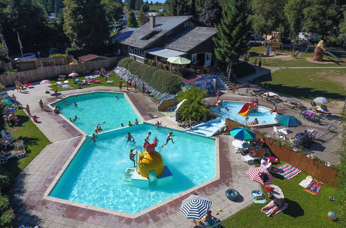 Photo 10 - Relaxing Chalet in Dochamps With Swimming Pool and Terrace