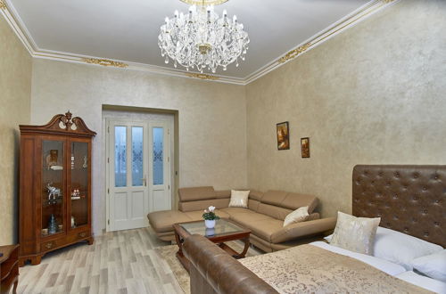 Photo 6 - Presidential Apartment In The Old Town Square