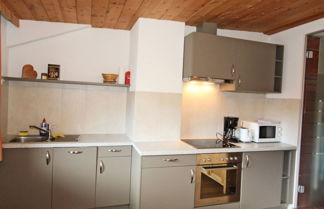 Foto 3 - Modern Apartment With Sauna in Stumm Tyrol