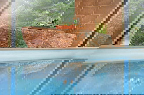 Foto 18 - A Stylish Villa in a Green Setting, With a Fully Equipped Wellness Center