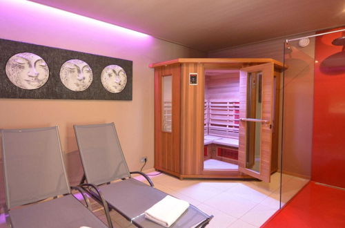 Photo 26 - Holiday Home in Malmedy With Indoor Heated Pool