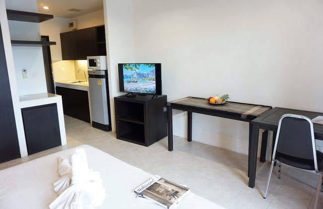 Chaofa West Suites - Photo 6