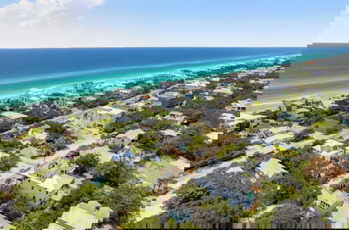 Foto 53 - All Decked Out Seagrove by Avantstay Priv Pool+hot Tub, Ocean Views!