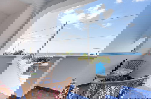 Photo 3 - Complesso Azzurro 1 Near The Beach