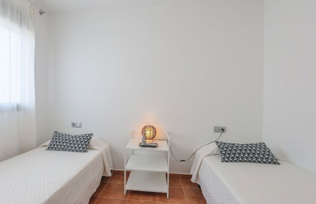 Magallanes in Nuevo Portil - Foto 31