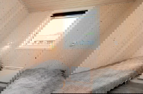 Foto 4 - 5 Person Holiday Home in Haarby