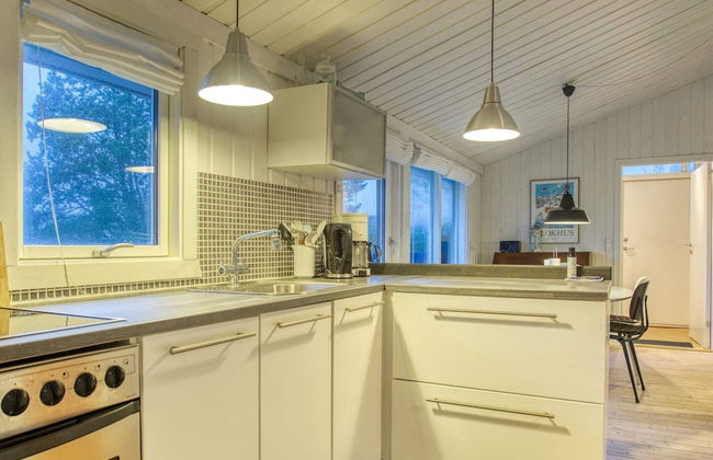 6 Person Holiday Home in Pandrup - Foto 5