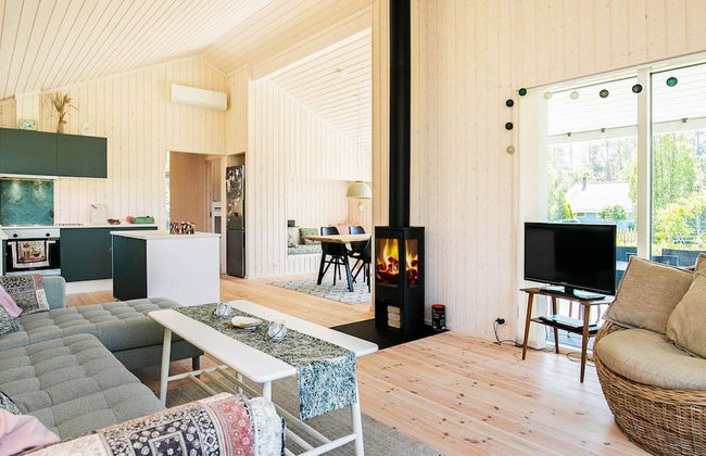 6 Person Holiday Home in Hals - Photo 8