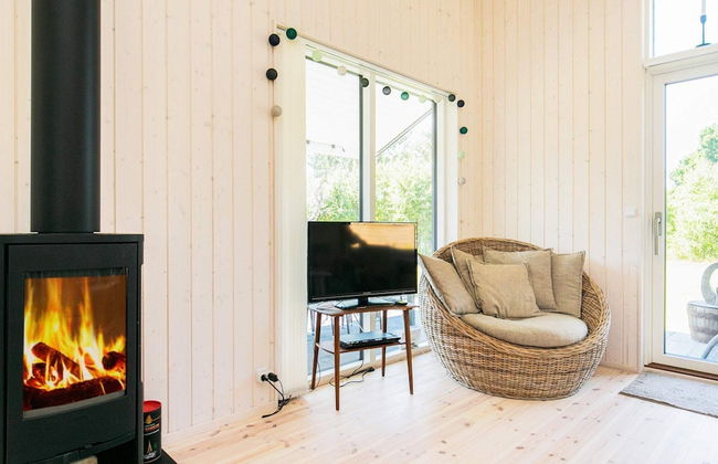 6 Person Holiday Home in Hals - Photo 11