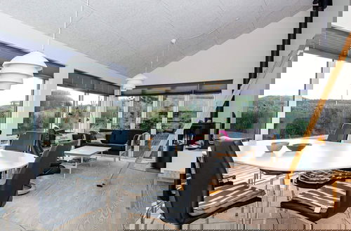 Foto 15 - 8 Person Holiday Home in Ulfborg