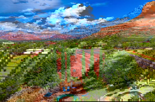 Photo 9 - Mystic Sunset by Avantstay Thunder Mountain View + Pool, Driving Range, Casita