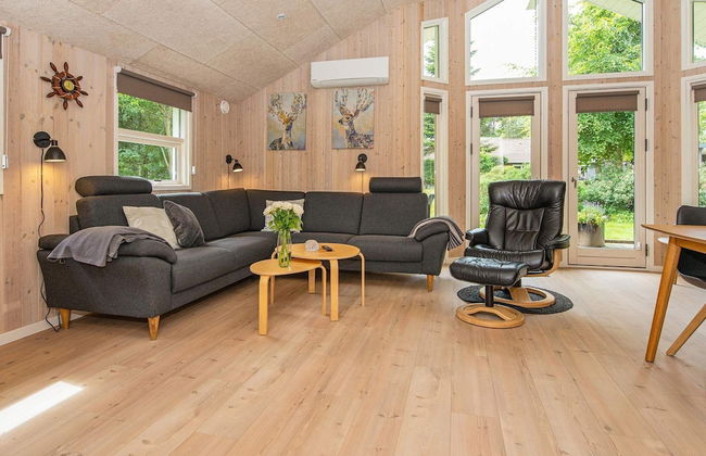 6 Person Holiday Home in Oksbol - Foto 10