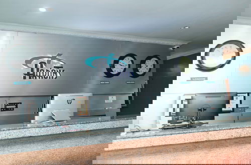 Foto 3 - Aaron's Place Luxury Apartments & Rooms