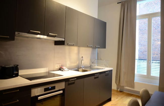 National Large City Apartments - Photo 18