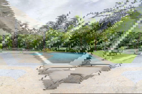Foto 8 - Stylish Fully-staffed Villa Near Beach and Lagoons in Exclusive Golf Resort