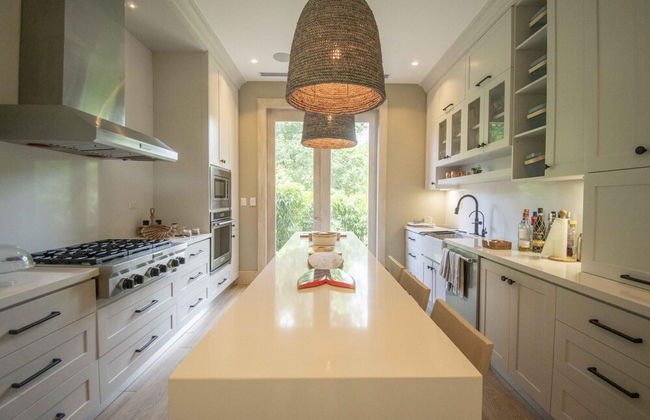 Stylish Fully-staffed Villa Near Beach and Lagoons in Exclusive Golf Resort - Foto 4