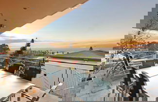 Foto 1 - Beachside Penthouse - 3 Mins From Camps Bay Beach