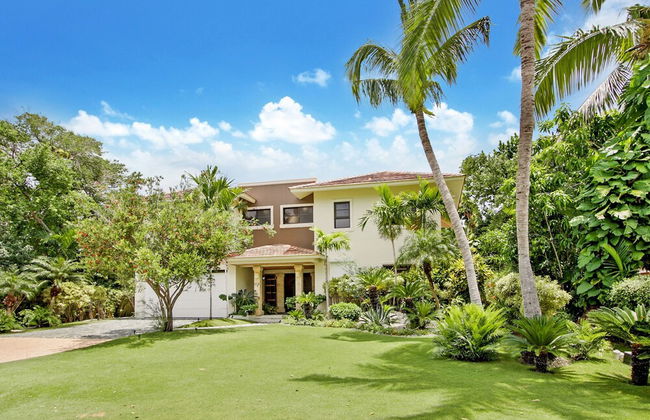 Beautiful Villa Tortuga at Puntacana Resort Club Pool Garden Golf Cart Maid - Foto 6