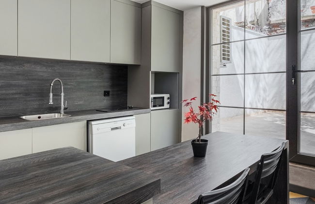 Spacious Modern Flat With Balcony 5 min to Taksim - Photo 6