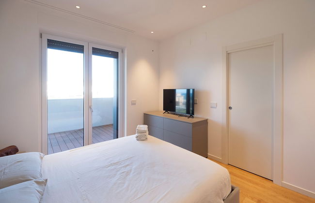 Porta del Mare Luxury Apartment - Photo 30